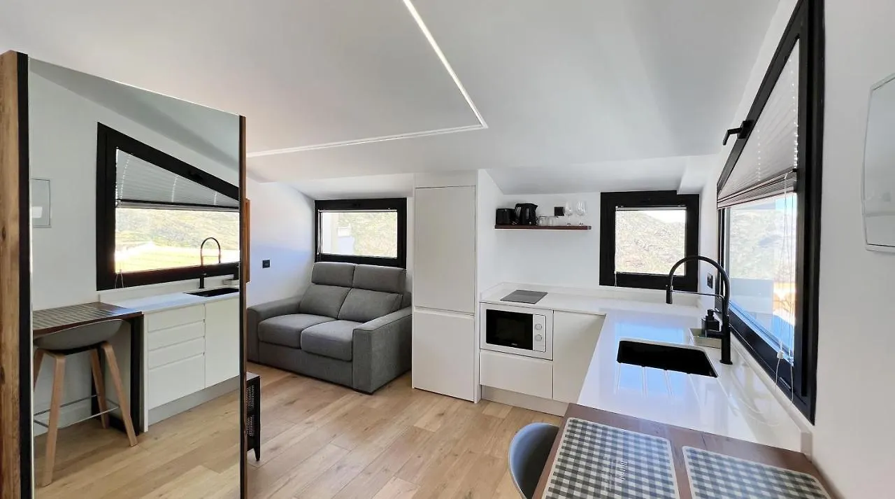 Calma Suites Tejeda Apartment