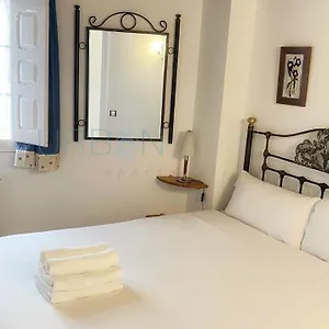https://apartamento-con-encanto-centrico-wifi-y-patio.sansebastianhotels.net